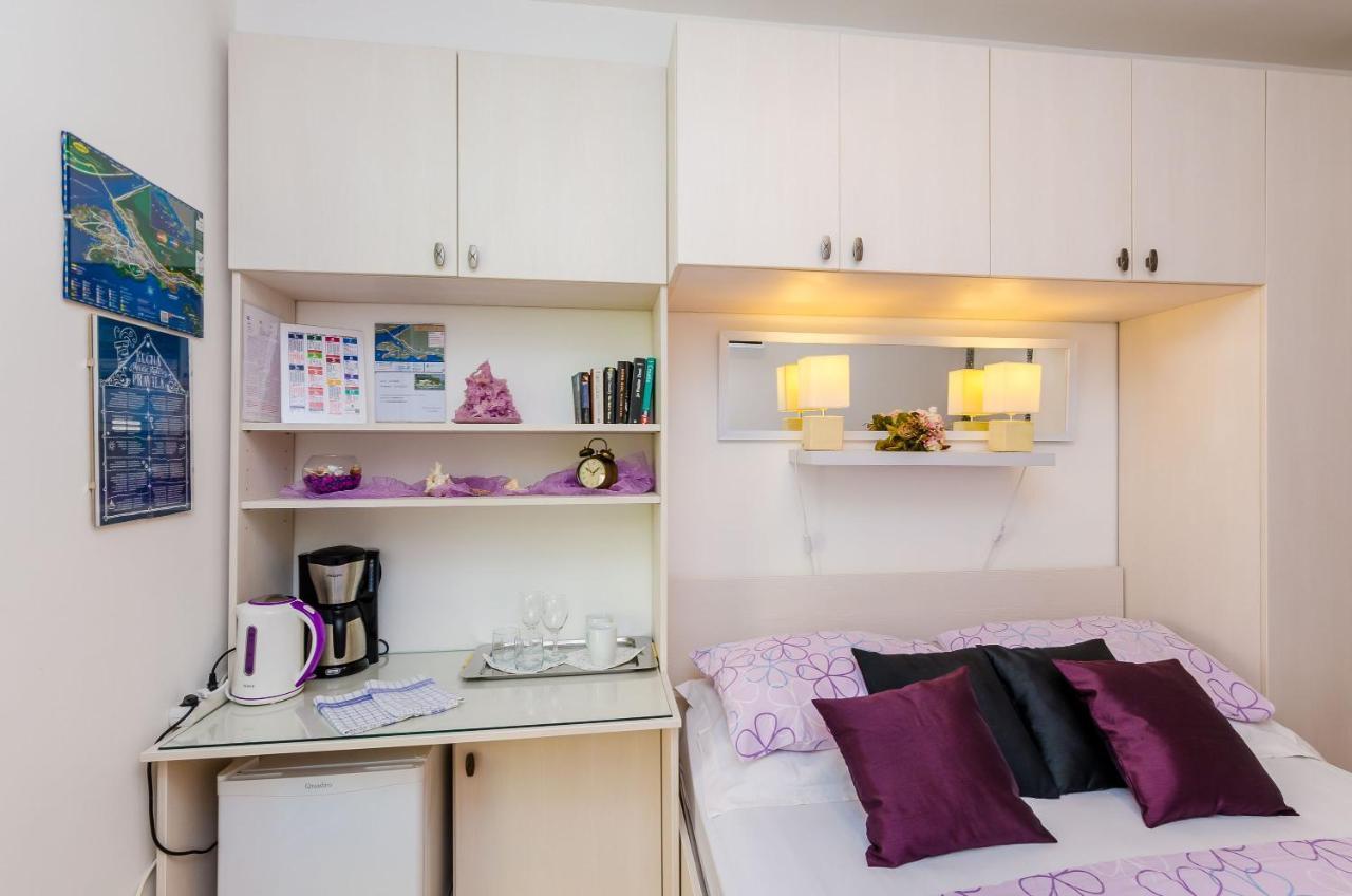 Guest house & Frane