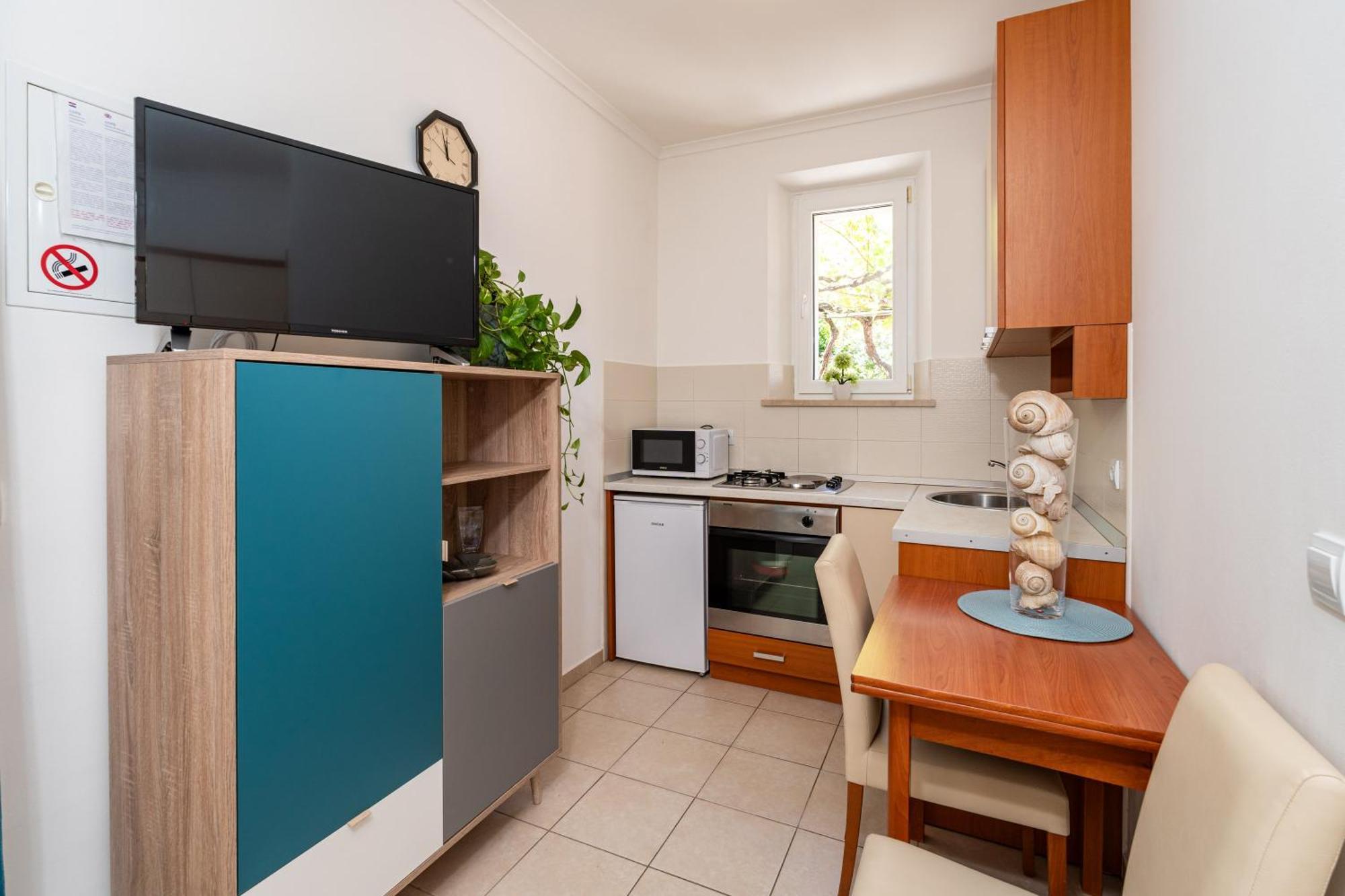 Guest house & Frane